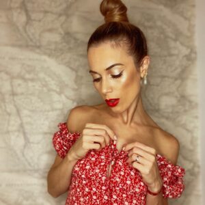 Cecilia Bonelli Instagram - #nochedejueves ❤️💋