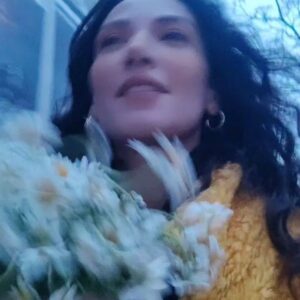 Cemre Melis Çınar Instagram - Meliscim canım nerelerdesin? 
Sizin için süpriz bir son hazırladım:)
