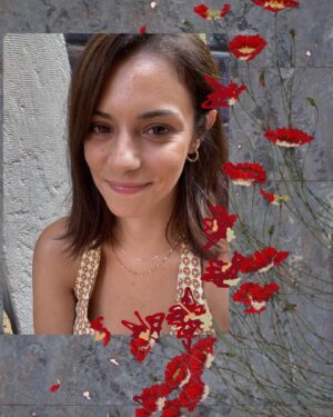 Ceren Koç Instagram - dogum gunum ve sarhosken yedigim cilekler 🍓