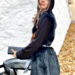 Ceren Yılmaz Instagram - Çok şükür ki gökyüzü henüz hiçbir cüzdana sığmıyor.! F.F.