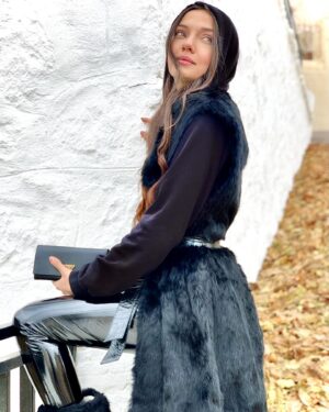 Ceren Yılmaz Instagram - Çok şükür ki gökyüzü henüz hiçbir cüzdana sığmıyor.! F.F.