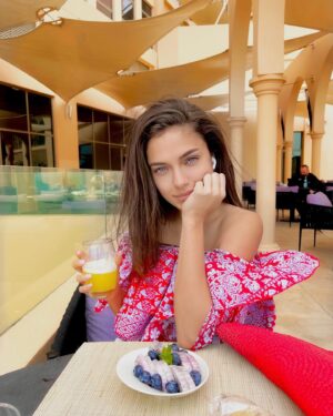 Ceren Yılmaz Instagram - What choose today changes all of your tomorrows? 🐞