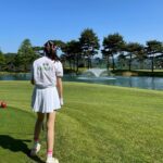 Cha Ye-ryun Instagram - 사랑하는 사람들과 라운딩은 언제나 행복😍⛳️ 날씨가 너무 좋아서 또 행복 💕 너무 예쁜 골프복은 @creve9_golf_official #크리브나인 🍀