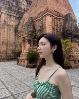 Chae Seo-jin Instagram - 여름 좋아해요😍

#nhatrang #vietnam #베트남 #가족여행