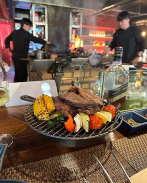 Chae Seo-jin Instagram - 퐈이어👀