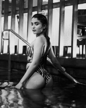 Chaitra Achar Instagram - ♠️

PC: @avinashmurthy 
MU & Styling: @chandana_nambiyana 
Location: @conradbengaluru