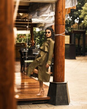 Chaitra Achar Instagram - 😎

PC: @avinashmurthy 
MU & Styling: @chandana_nambiyana 
Location: @conradbengaluru