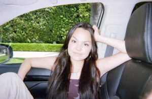 Chalet Lizette Brannan Instagram - casually decided to have a whole photoshoot in the car