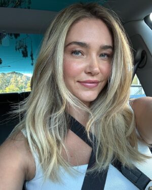 Chanel Celaya Instagram - Back to blonde thanks to @terrarosepuncerelli ❤️