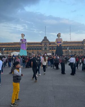 Chanel Celaya Instagram - I love Mexico City, my friends, @f1 & food 🇲🇽💃🏻🌮🏎️