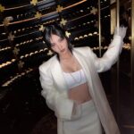 Chantalle Ng Instagram - BTS shoot for Star Awards 🖤