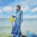 Chantalle Ng Instagram - Dive into style as deep as the ocean and as vast as the sky 🌊 Explore the second drop of #PoloRalphLauren × #NaiomiGlasses, where vibrant hues meet traditional Navajo patterns. #RLArtistInResidence