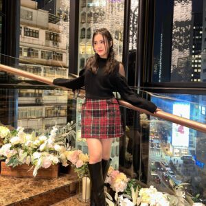 Chantel Yiu Instagram - your new wallpaper for 2024✨

Styling @wanjansco @theclothesurgeon

Wardrobe @snidelhk 

Hair @hugopoon.hairstylist @privateisalon

Makeup @mr.kingyip @kingsmakeup__