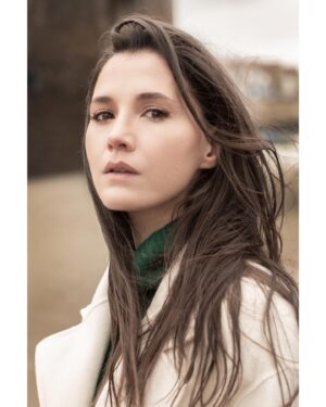 Charlie Murphy Instagram - THANK YOU @lee_malone_photography for bringing your A Game through howling winds & sideway rain you are an absolute joy to work with! And big thank you to stylist @gracegilfeather , hair/make-up @nadiaaltinbas & @lifesundayindo #patriceharrington
#folkestone #photoshoot 💛💛💛💛