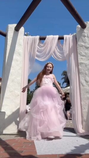 Charlie Townsend Instagram - Flower girl checkk!! ✅🙈

#flowergirldress #transition #wedding #flowergirl #pink #weddingmakeup #sparkles #lovemydress #pinkdress