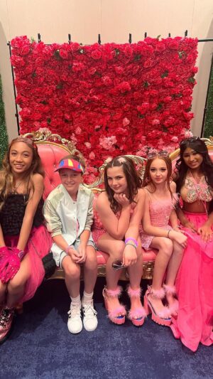 Charlie Townsend Instagram - TEEN AFTER PARTY NYFW 
September 9, 2023
Memories that will last a lifetime

@teenbeatofficial @houseofbarretti @thebureaufashionweek @orientaltrading @balloonsbysb @michellebaroneonline @jennyypopach