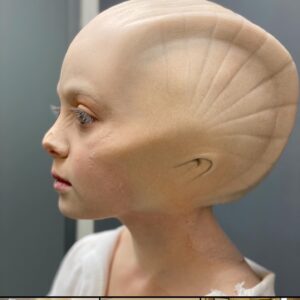 Charlie Townsend Instagram - Anaya on ‘The Orville’ seriously the greatest role yet!
The special effects make up was amazing, and an incredible crew!
So grateful I had that opportunity playing Seth Macfarlane’s daughter!
@newbeginningsent  @nitabrochu  @osbrinkagency 
#theorville #scifi #halfalienhalfhuman #sethmacfarlane #anaya #actress #workingactress #blessed