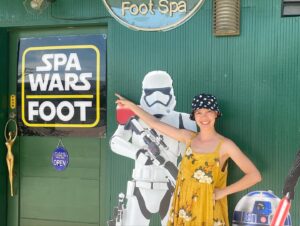 Charlotte Nicdao Instagram - We found a Star Wars themed foot spa in Boracay. I think I belong here? ¯\_(ツ)_/¯