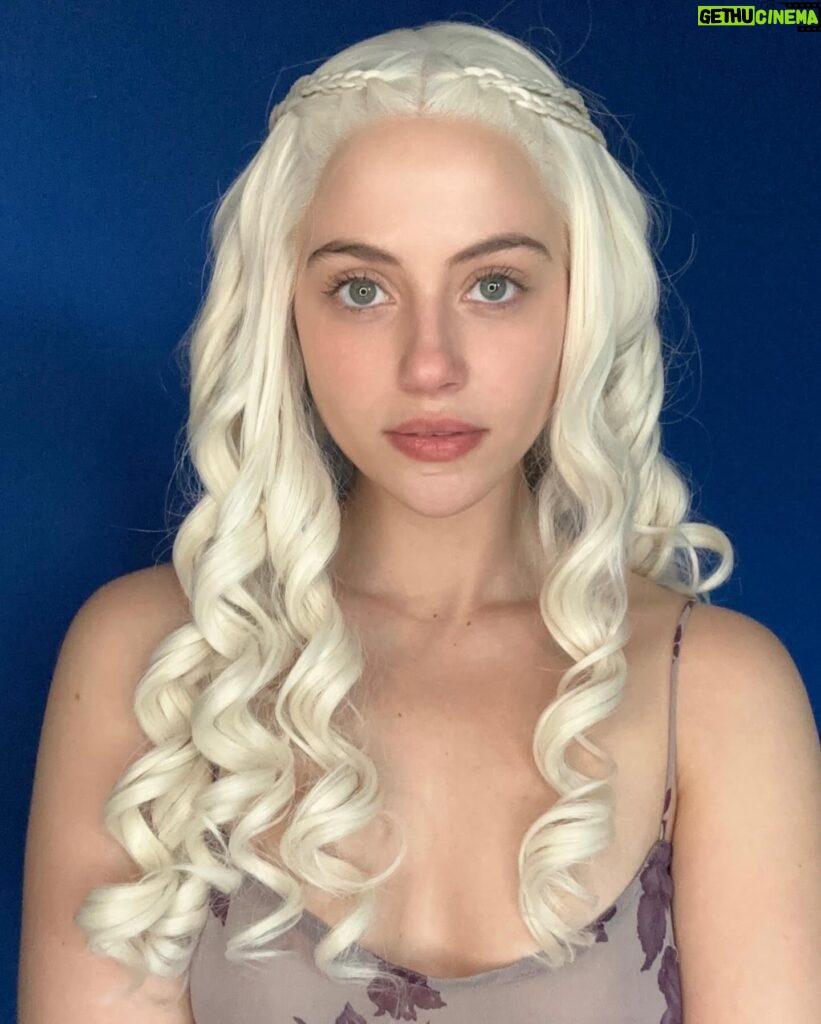 Charlotte McKee Instagram - The First of Her Name, the Unburnt, Queen of Meereen, Queen of the Andals and the Rhoynar and the First Men, Khaleesi of the Great Grass Sea, Breaker of Chains and Mother of Dragons 🐉