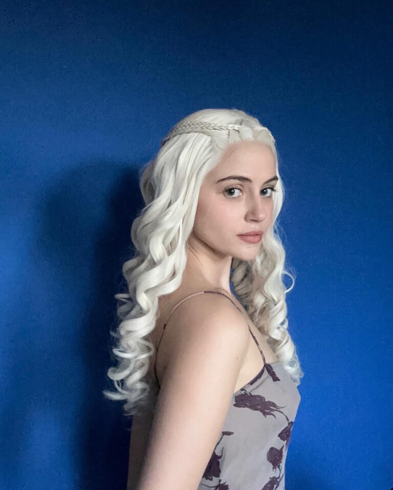 Charlotte McKee Instagram - The First of Her Name, the Unburnt, Queen of Meereen, Queen of the Andals and the Rhoynar and the First Men, Khaleesi of the Great Grass Sea, Breaker of Chains and Mother of Dragons 🐉