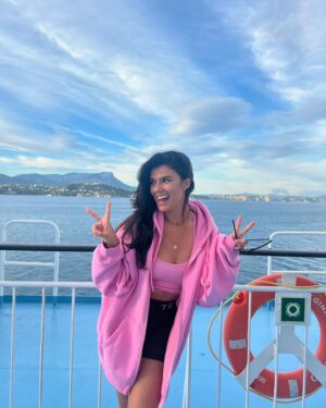 Charlotte Mint Instagram - CORSICA ON ARRIVE ⚓️🌊🫧