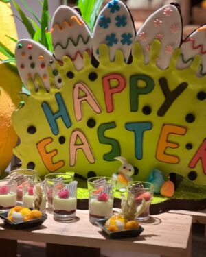 Charlotte Perrelli Instagram - Happy Easter kära följare!!! 🐣🐇🐰 throwback till förra året då vi firade påsk på ett annat favoritställe…. ♥️ nästa påsk kommer vi nog tillbaka. Snö i all ära men att gå barfota är ljuvligt!!!! @discoversoneva @sonevafushi_maldives