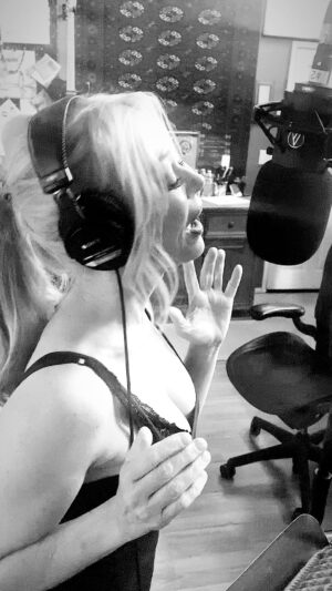 Charlotte Ross Instagram - Been singing in the recording studio for a while now & will be releasing a few songs as soon as we finish filming our music video- I hope you’ll want to hear/ see it! 🙏🏼🎤For those who do not know, I moved to La-La Land to become a singer-I released a few albums here and in Europe and have a gold record 🤷‍♀️ from singing in a TV series called, The Heights but… my acting career kept me soo busy, I had to chose (said the record labels). I love singing- write most of my music and can’t wait to release them… HOPING you’ll want to listen! 🙏🏼☺️ #singer #singing #recordingstudio #giorgiomoroder