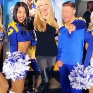 Charlotte Ross Instagram - Fun last eve at the American Underdog premiere 🏈