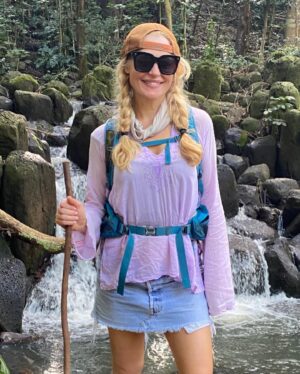 Charlotte Ross Instagram - Beautiful Kauai 🌺🌴👙🥾🌈#kauai #nofilter