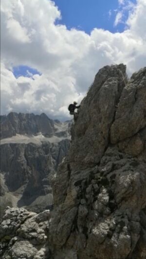 Charlotte Ross Instagram - Challenge yourself & push thru your fears- you’re much stronger than you realize!  #dolomites #italianalps #rockclimbing #adventure #adventuretravel #carpediem #climbing #climb #italy #challengeyourself