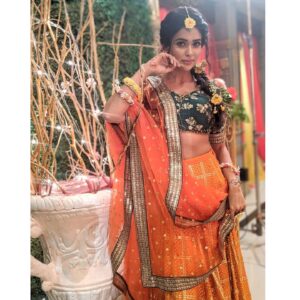 Charvi Saraf Instagram - 🦋🦋
Last few from my reel life mehendi, jo nahi ho payi! 🙄
#kasautiizindagiikay #lastfewposts