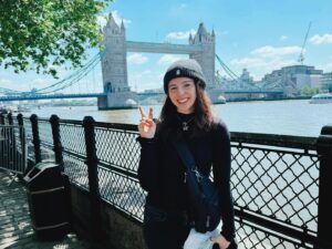 Actress Chelsea Cook HD Instagram Photos and Wallpapers June 2024