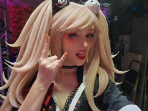 Chelsea Rebecca Instagram - It's here: the Danganronpa Kill Count is LIVE over on Dead Meat! Feel the DESPAIR 🩷🩷🩷