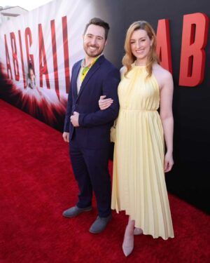 Chelsea Rebecca Instagram - Abigail is SUCH a fun time- we were so thrilled to walk the blood red carpet last night too. As a former child ballerina who loves Swan Lake, BIG BIG recommend!!! I have felt Abigail levels of feral during adagio in class & I felt very seen