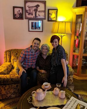 Chelsea Rebecca Instagram - Tea time with Mrs. Kersh herself!! This was the highlight of the afternoon for me. Joan Gregson did the entire scene from the film for us to adlib along with and it was SO neat and extremely creepy. Instead of ending things with a final scare, though, she kindly asked if we'd like a picture. Pennywise must have been in a good mood today...#itchaptertwo #itmovie #itends #itchapter2 #warnerbrothers