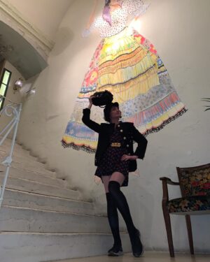 Chelsea Sheets Instagram - My last dinner in Lisbon, Portugal was at @bairrodoavillez pateo and my god was it amazing! Our waiter Dill had all of the best recommendations like lobster and shrimp rice, grilled squid with chorizo and Kimchi mayonnaise just to name a few! The pateo was large and beautiful! Looking forward to coming back! 😻