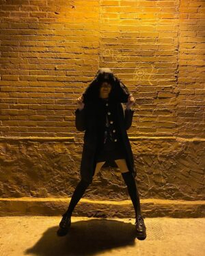 Chelsea Sheets Instagram - Been living in this @dawnlevyny jacket during these cold New York nights. 💕 photo credit: @beaumont.photo