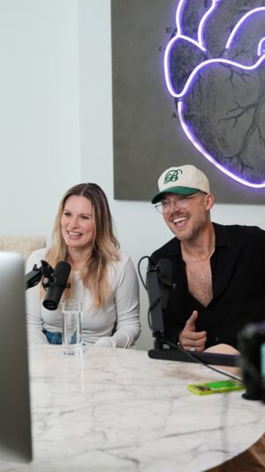 Chelsea Smith Instagram - Happy Valentine’s Day! We loved having this conversation about life and love with Israel and Adrienne Houghton.

Available now on all platforms.