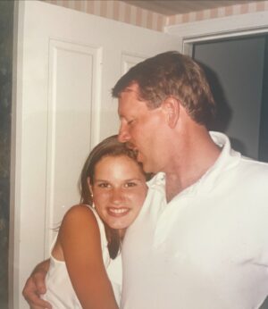 Chelsea Smith Instagram - Dad, thank you for always loving and believing in me. Thank you for always showing me what it means to follow Jesus, even through difficult times, and even when it requires changing. I couldn’t ask for a better Dad than you! 💙
