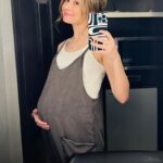 Chelsea Kane Instagram - Waddling into a living room near you…@911onfox tonight!