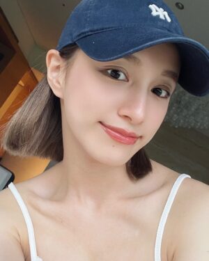 Chen Yi Xin Instagram - 👶🏻👶🏻