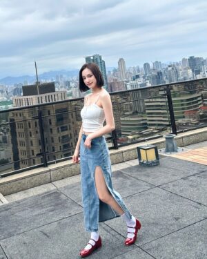 Chen Yi Xin Instagram - 今天*॰¨̮

All @bosom__clothes 

🎀官網專屬折扣碼「CINDY1011」有優惠ㄛ
使用期限至6/30。

#bosomootd #bosomclothes