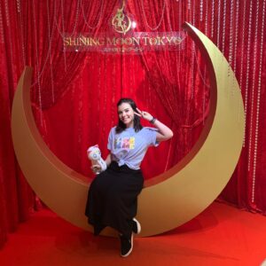 Cherami Leigh Instagram - In honor of #sailormoonredraw I am sharing some  throwback Sailor Moon pics and videos I have not shared with you guys! First up- here are some pictures from my first night in Tokyo last year at #ShiningMoonTokyo! It was an amazing dinner theater experience. I’ll share some pictures of the food we ate in my story. 💞🌟