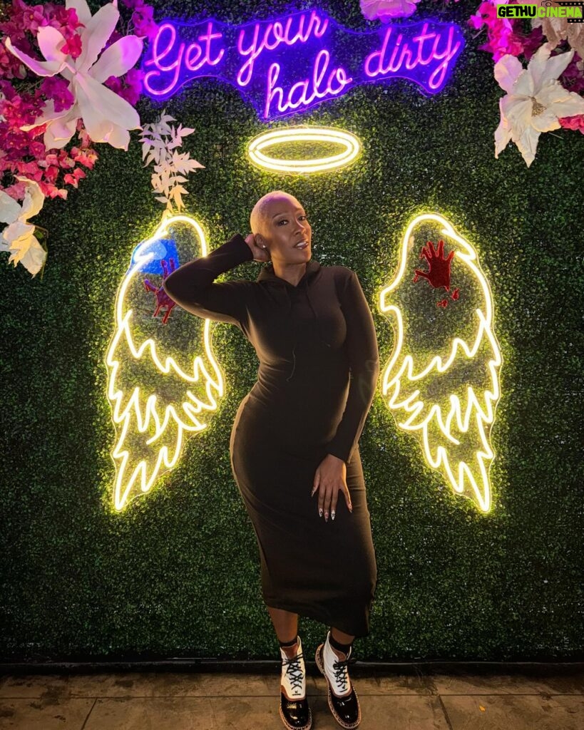 Cheryl 'Coko' Gamble Instagram - Me & my halo 😇 👼