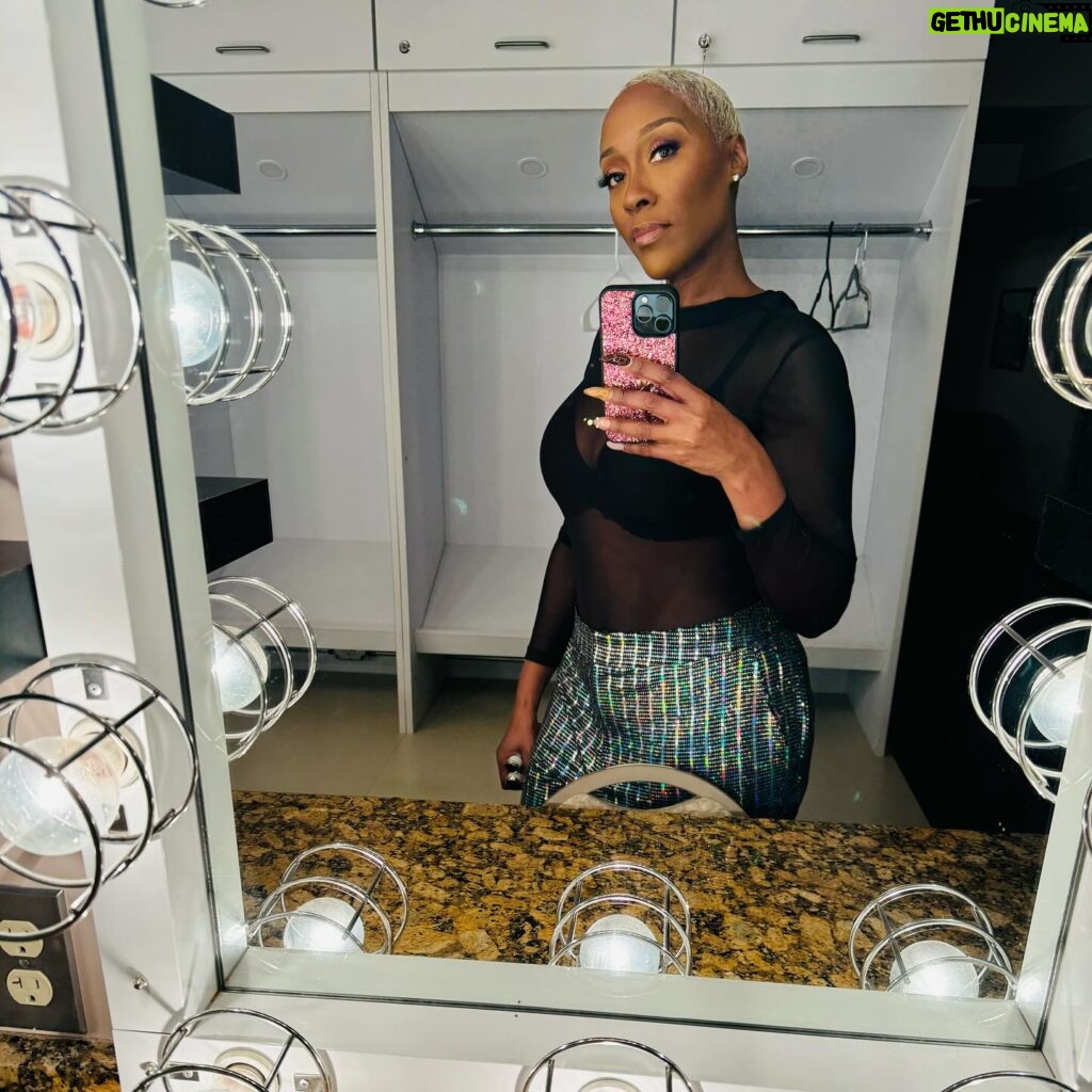 Cheryl 'Coko' Gamble Instagram - Mirror Mirror on the wall, who’s the baddest baldie of them all 😜🤩🤣