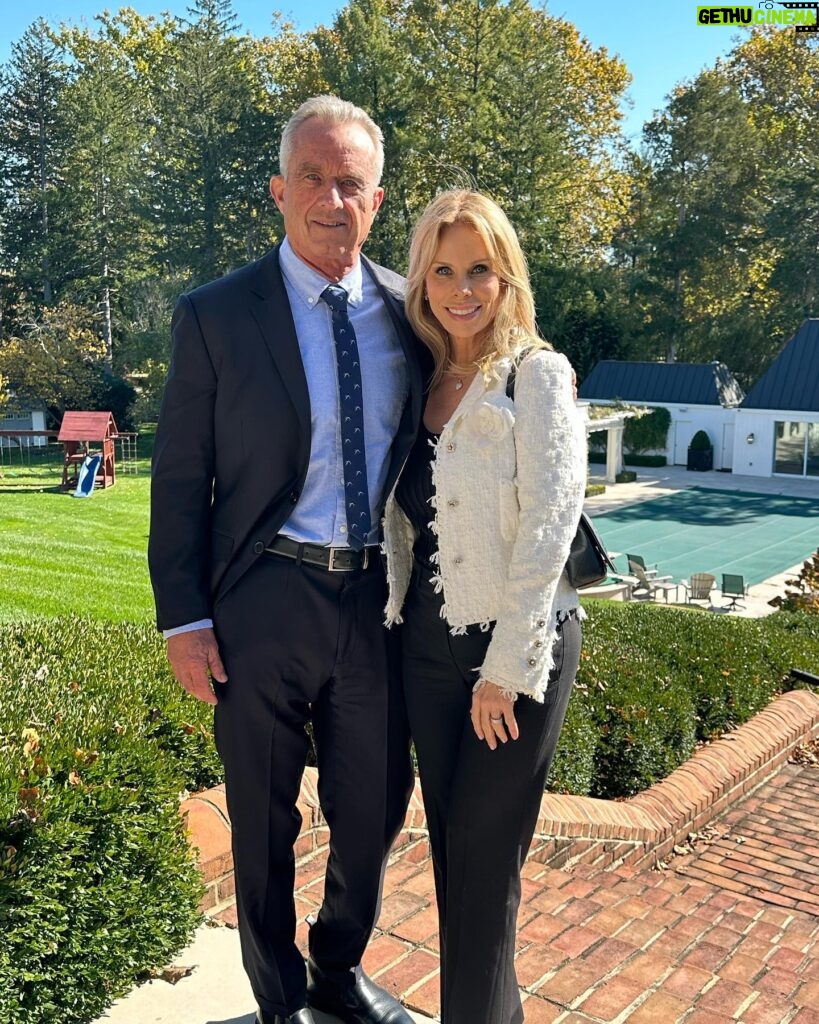 Cheryl Hines Instagram - Here's a collection of some images from our recent trip to DC. It was moving to visit the house where Bobby grew up - Hickory Hill and especially emotional visiting Bobby's father's and uncle's gravesites at the Arlington National Cemetery. Taking a moment to honor so many loved ones we've lost. 💙