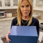 Cheryl Hines Instagram – 🌟hines young GIVEAWAY🌟

How to participate: 
✅ Follow @hinesandyoung.
✅Like this post.
✅Comment & tag a friend who deserves the gift of luxury self-care (1 comment = 1 entry, 1 tag per comment, unlimited entries!)

What you’ll win: 
✨Ceramic Candle Ultimate Gift Set✨

Contains: 
10 oz Ceramic Soy Candle🕯️ 
4 oz Ultra Lux Body Cream 💦
4 oz Tin Soy Candle 🌸
.5 oz lip balm 👄

You must be 18 years or older to enter. U.S. residents only. Begins on 10/20/23 and ends 10/27/23 at 11:59PM. The winner will be announced 10/29/23. Winner will be randomly selected and receive a DM from @hinesandyoung. No purchase necessary. This giveaway is in no way sponsored by or affiliated with Instagram or Facebook. Good luck! 💫🌺

#giveaway #holidaygift #giftset #skincare #candleset #cleanbeauty