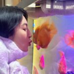 Cheryl Yang Instagram - 來來～親一個～請不要害羞～～接受一下我的吻💋