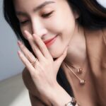 Cheryl Yang Instagram - 這三個月正在經歷蛻變，期待重生後的自己會成為什麼樣子！🔥 @bvlgari #Bvlgari #BvlgariJewelry #Serpenti