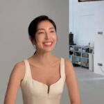Cheryl Yang Instagram - 今年我的生活有了一個新身分，就是成為2024巴黎萊雅品牌肌膚代言人🌹 雖然有點不好意思(?)，這幾年有關保養這題～真的被問到連我自己都還挺滿意的！ 早期我皮膚超級多的狀況，閉鎖性粉刺、角質層厚、粗糙、容易曬黑、膚色暗沉通通都有，每天都在少女的祈禱不要再長痘🥺後來為了更有自信與人面對面、四目相交，我下定決心要把皮膚這事好好搞定！ 清潔是第一步，把粉刺清乾淨，去掉老廢角質，這樣才能在後續好好吸收最適合膚質的保養品、保濕及緊緻是我保養的兩大重點！基本上有這兩功能的我都愛～ 其實保養就好像我們知道要挑漂亮的衣服穿，挑美味的食物吃，潛意識裡我們是在愛自己，因為知道唯有夠認真以待，生活才會更美更好😍 何其幸運！謝謝L’Oreal Paris巴黎萊雅愛我～從年輕時到現在都愛用的保養品，推薦給大家，後面還有更多有關保養的分享～希望你們喜歡😘 @lorealparis #因為我值得